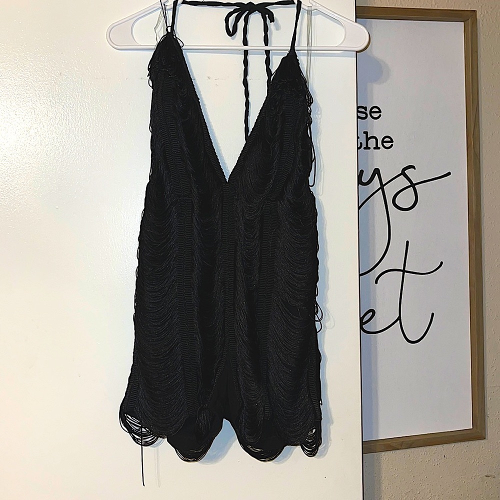 Black Fashion Nova Romper size Large (Medium Fit)